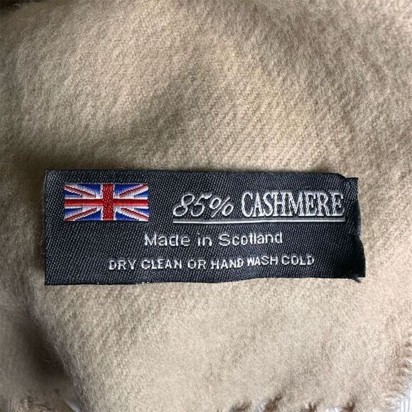 Scotland Unisex Beige Cashmere Scarf Fringed 62"x11.5" - Picture 4 of 4